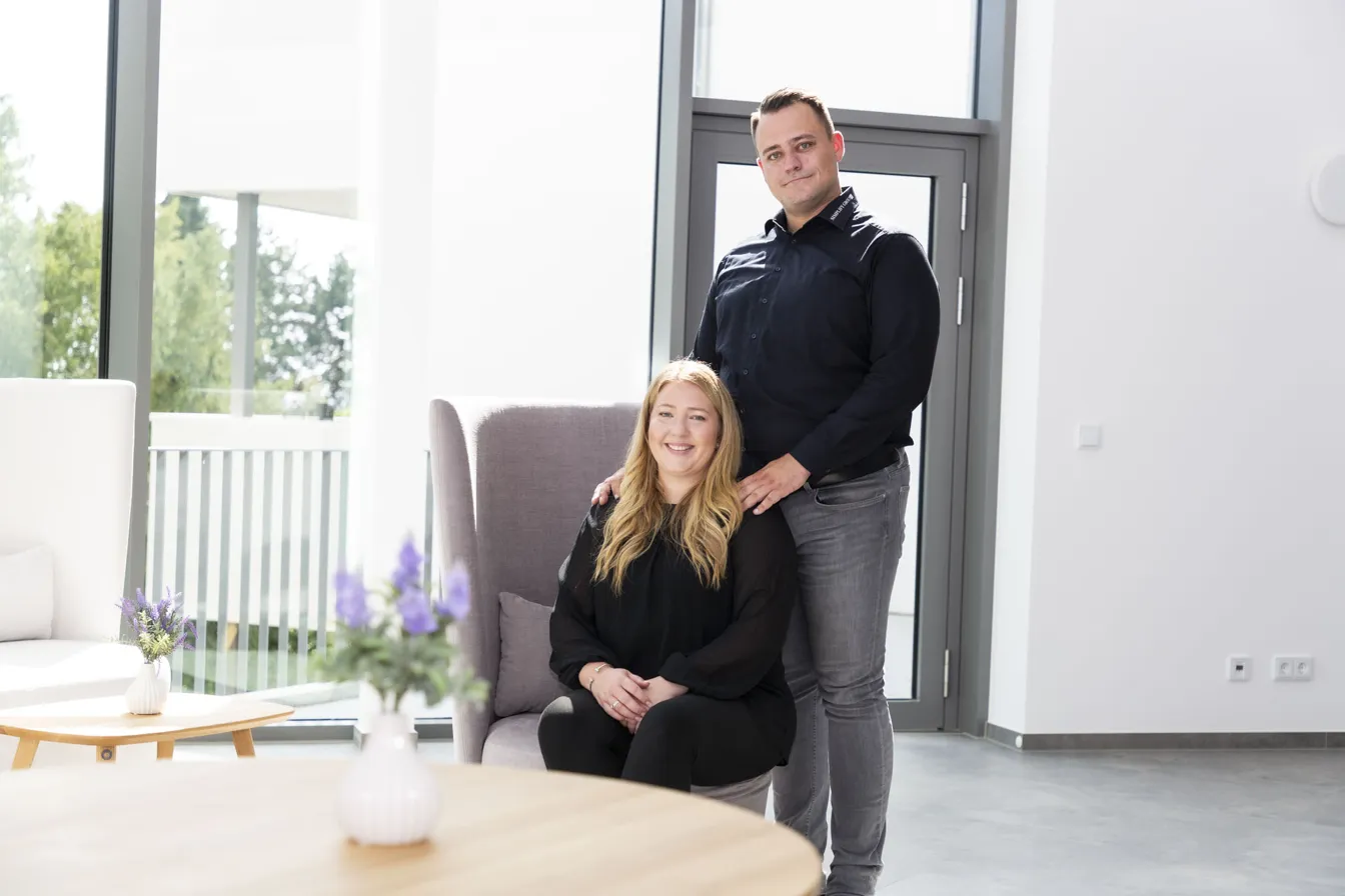 Saskia und Dennis Jasyk, Geschäftsführer von Simplify Group